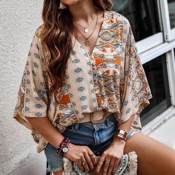 Tops - Boho" Batwing Sleeve Blouse. NWT